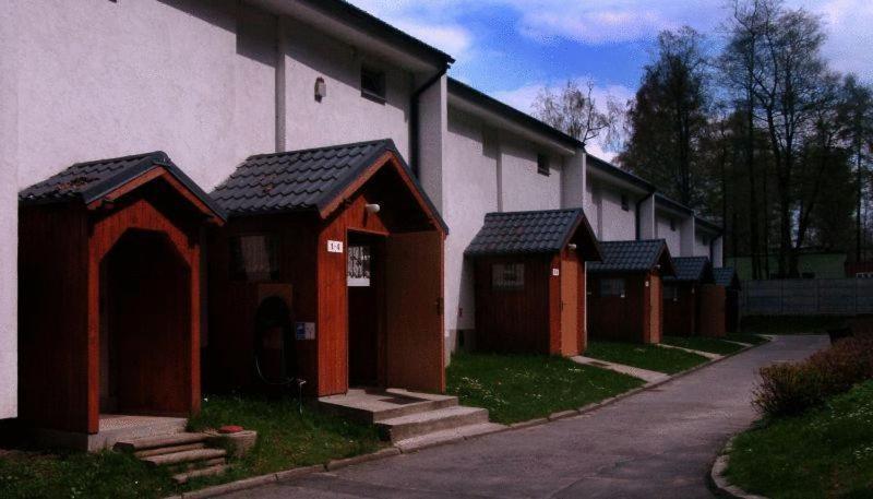 Auto-Camping Park Еленя-Гура Экстерьер фото